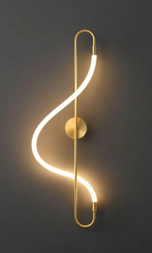 Zéphyrine Wall Lamp