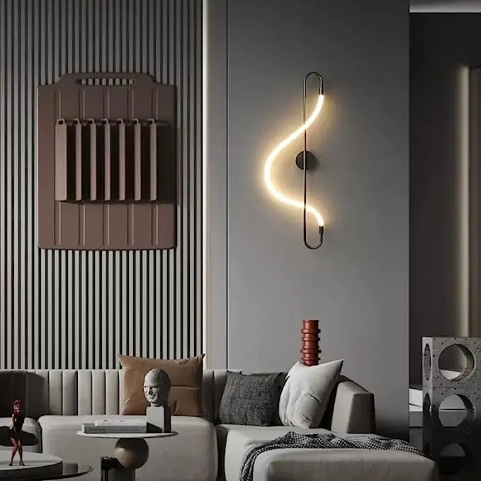 Zéphyrine Wall Lamp