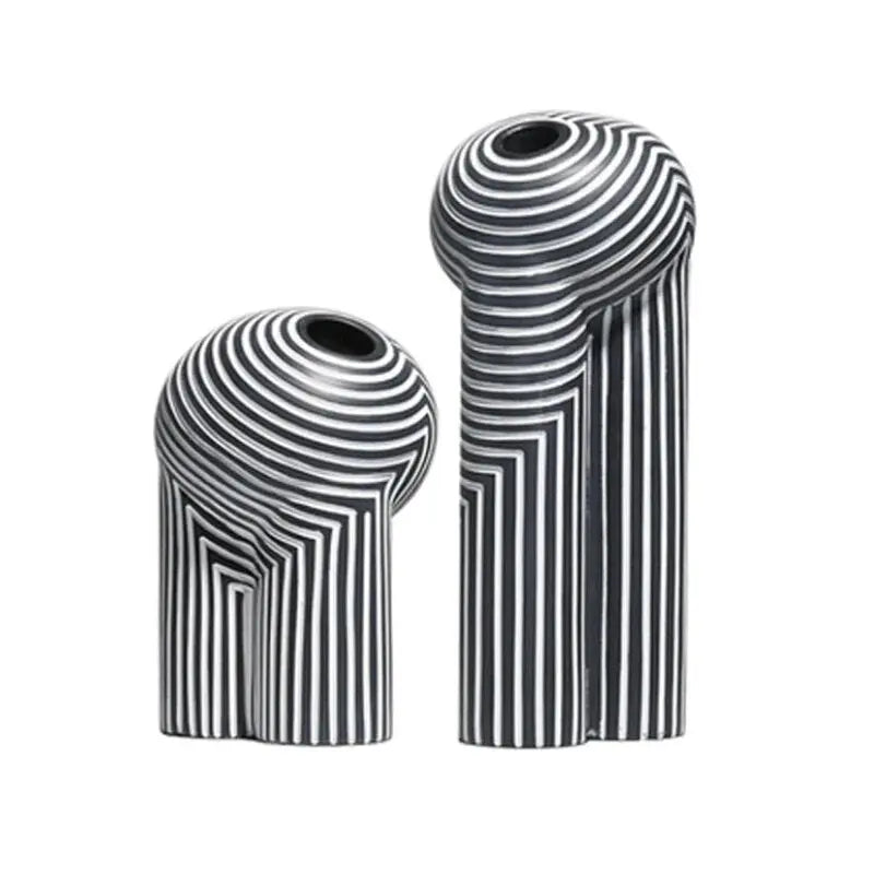 Claudé Vase