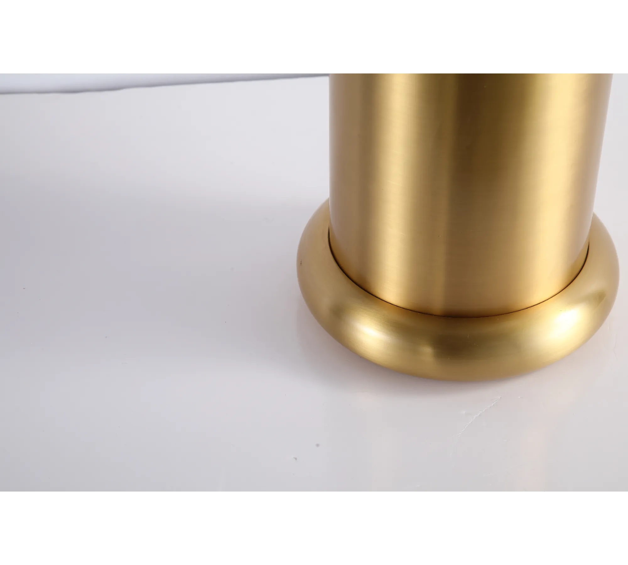 Domitia Table Lamp