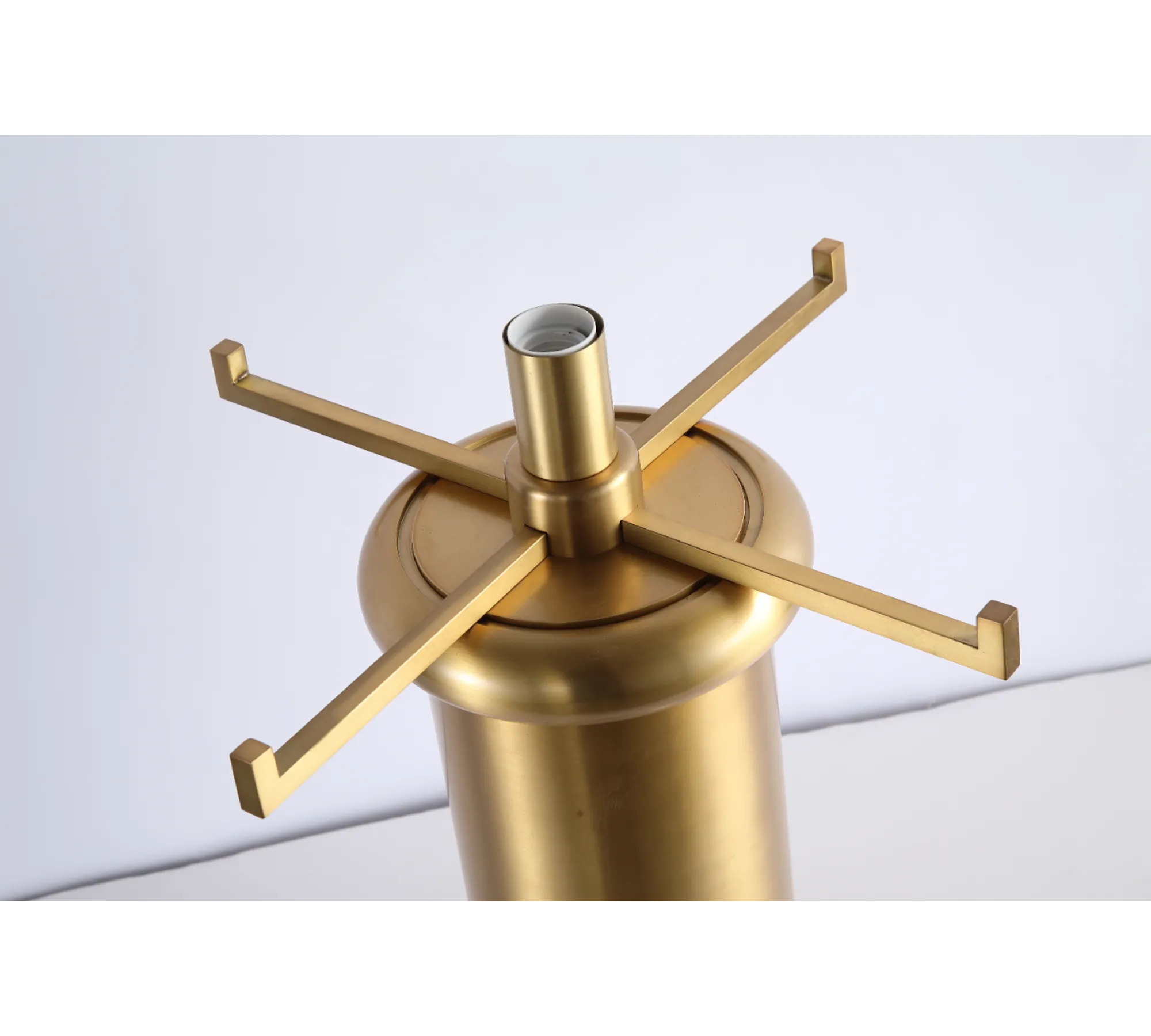 Domitia Table Lamp