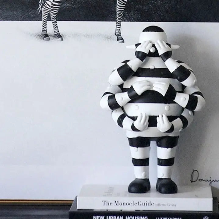Léonore Figurine