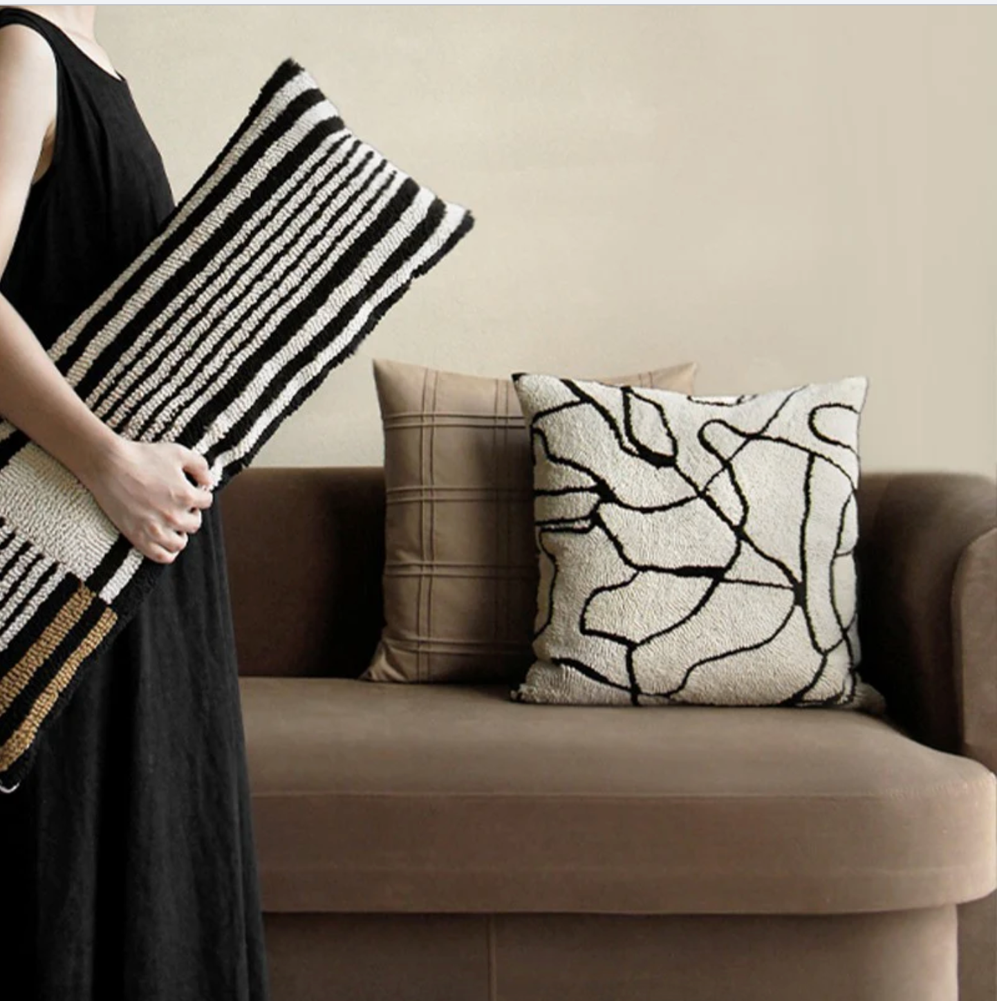 Laura Pillow Covers