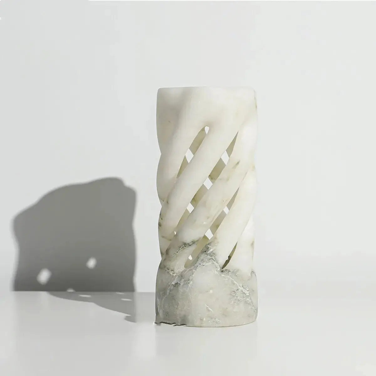 Laurent Vase - v21v13