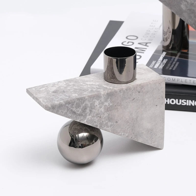 Lya Candle Holder
