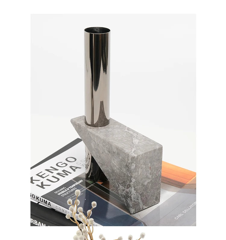 Lya Candle Holder