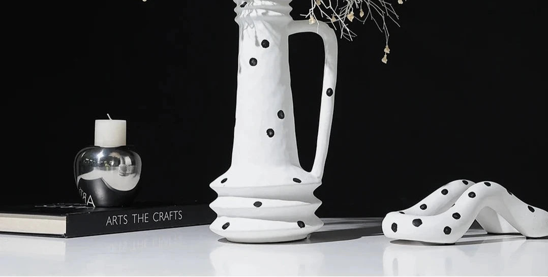 Monique vase