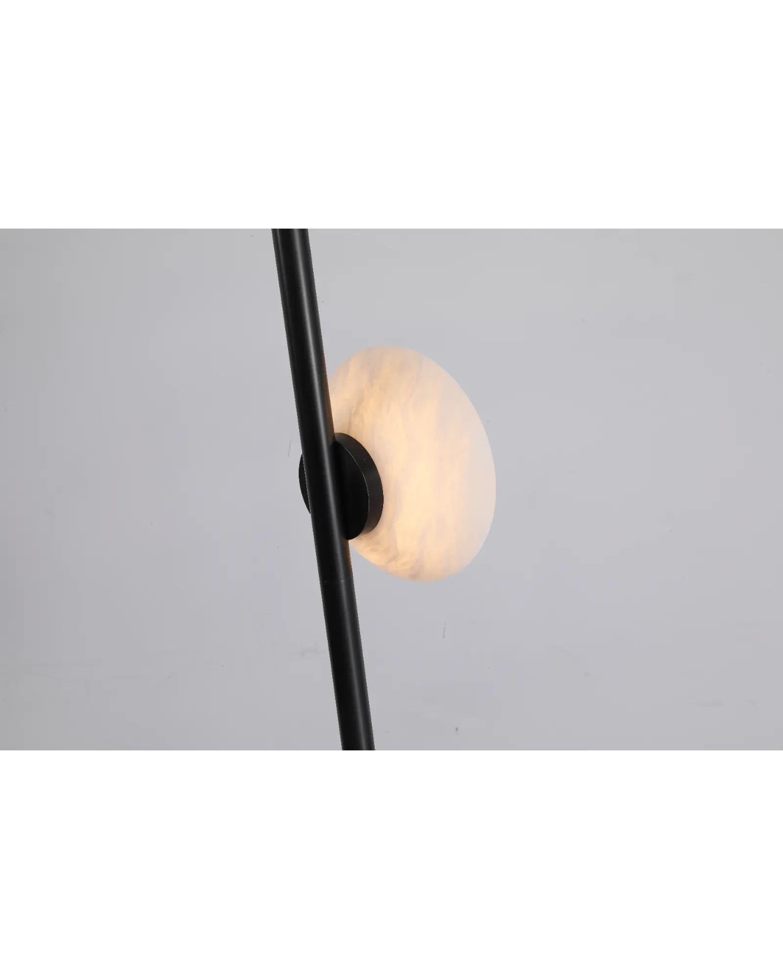 Noire Floor Lamp