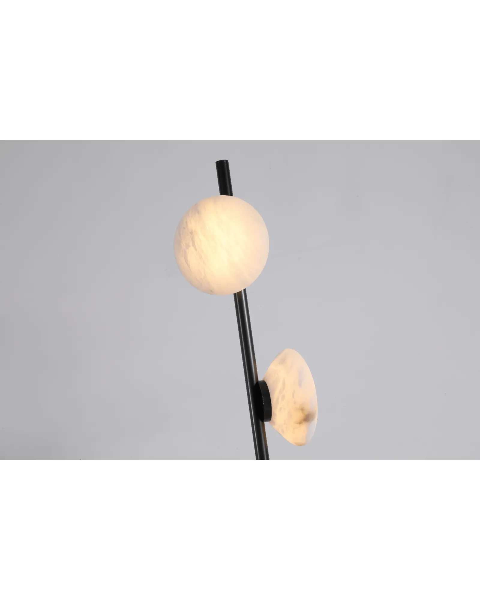 Noire Floor Lamp