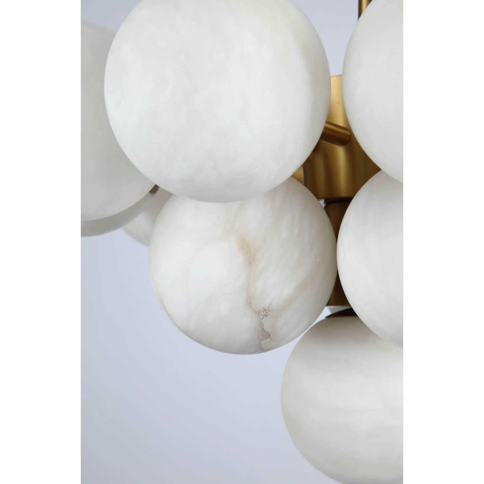 Noviar Chandelier