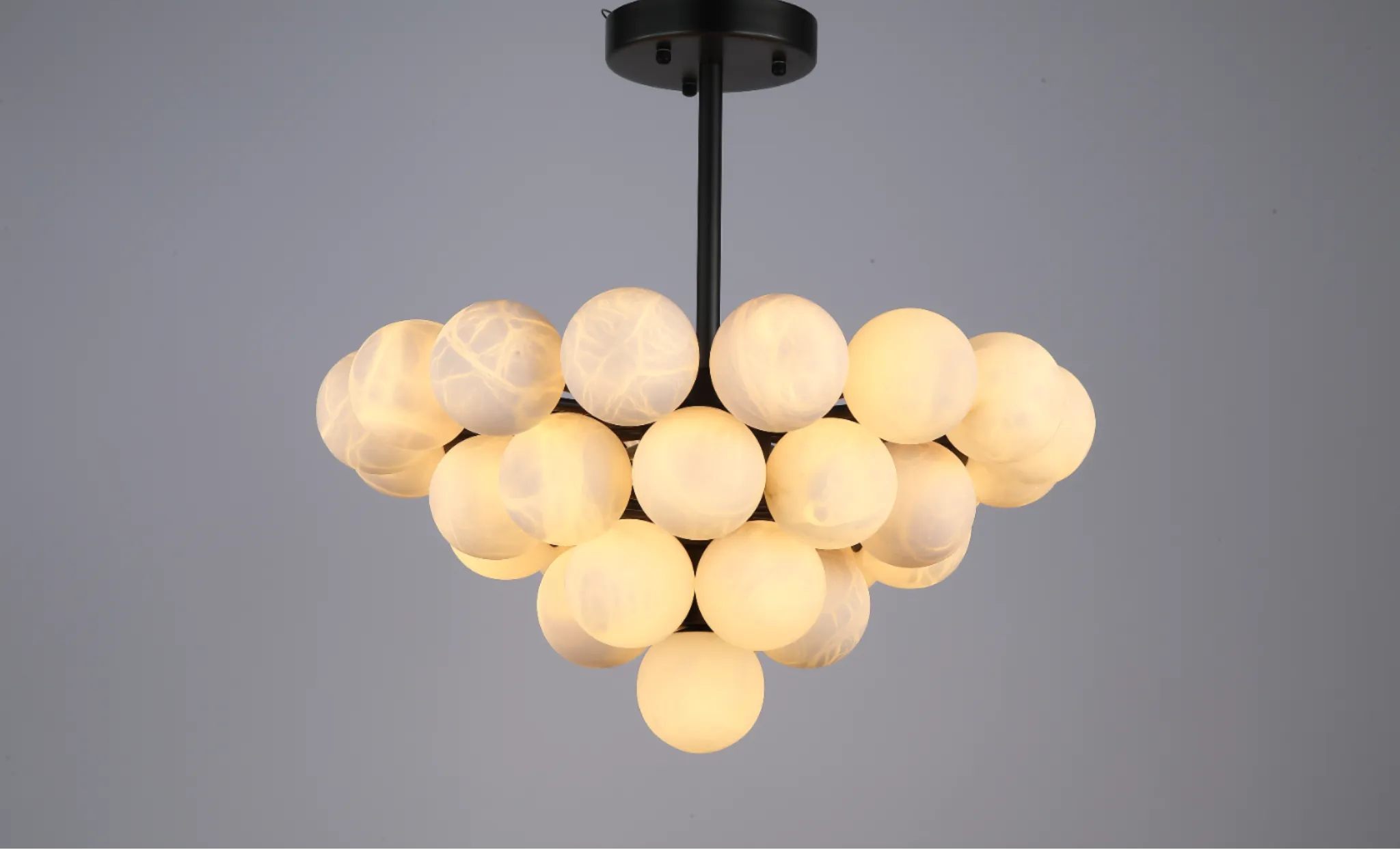 Noviar Chandelier