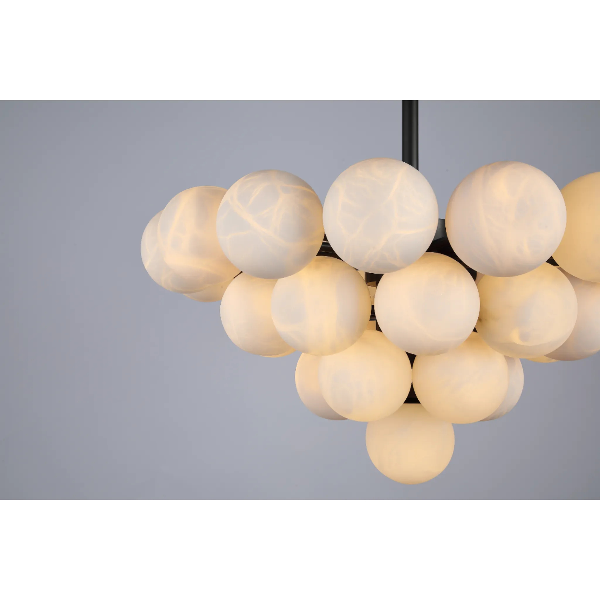 Noviar Chandelier