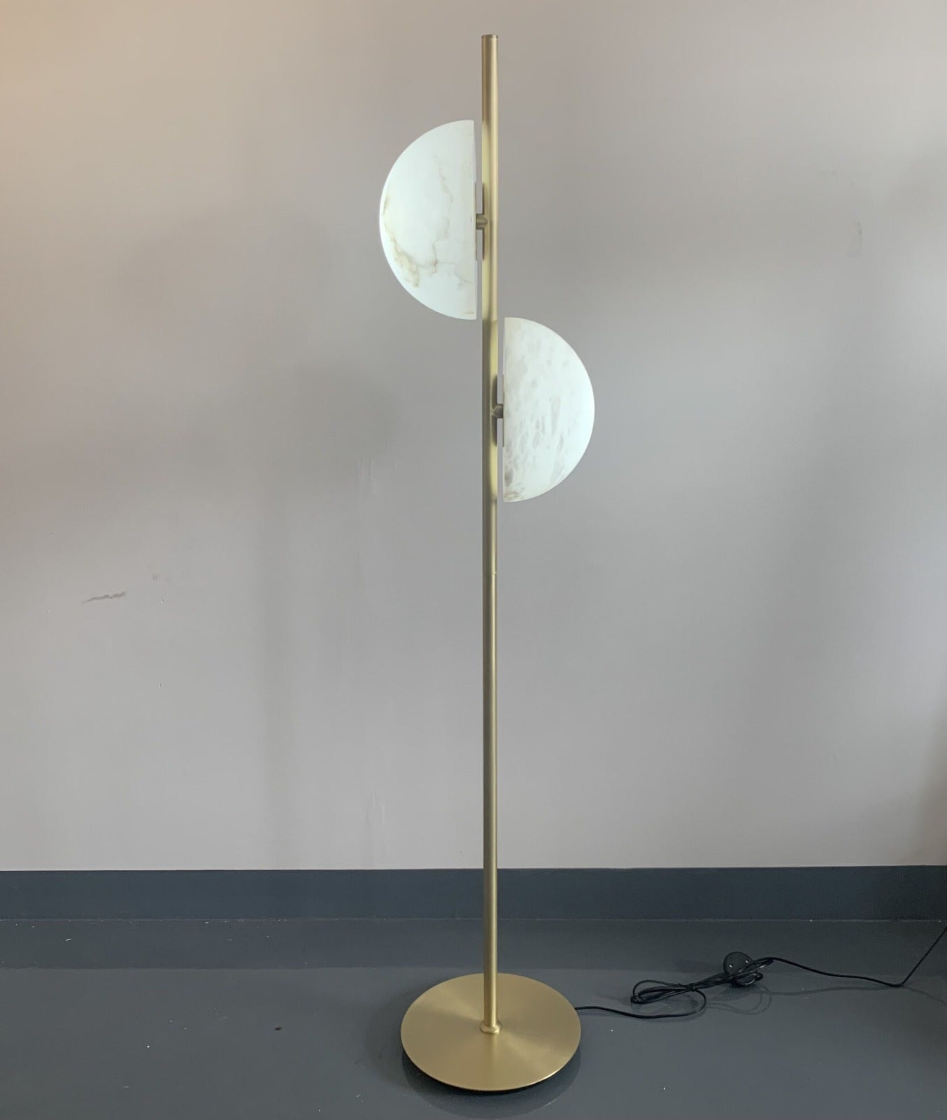 Lunaria Floor Lamp