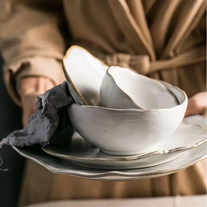Rosaile Dinnerware