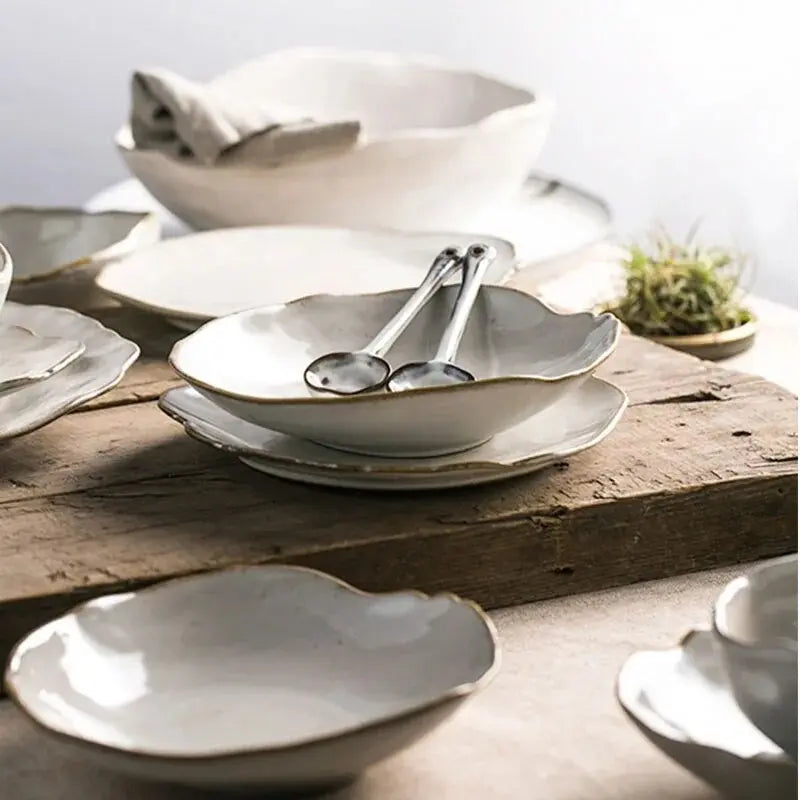 Rosaile Dinnerware