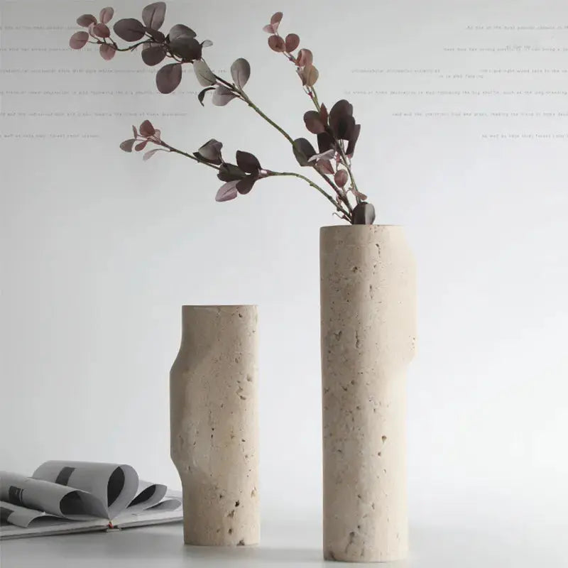 Léon Vase