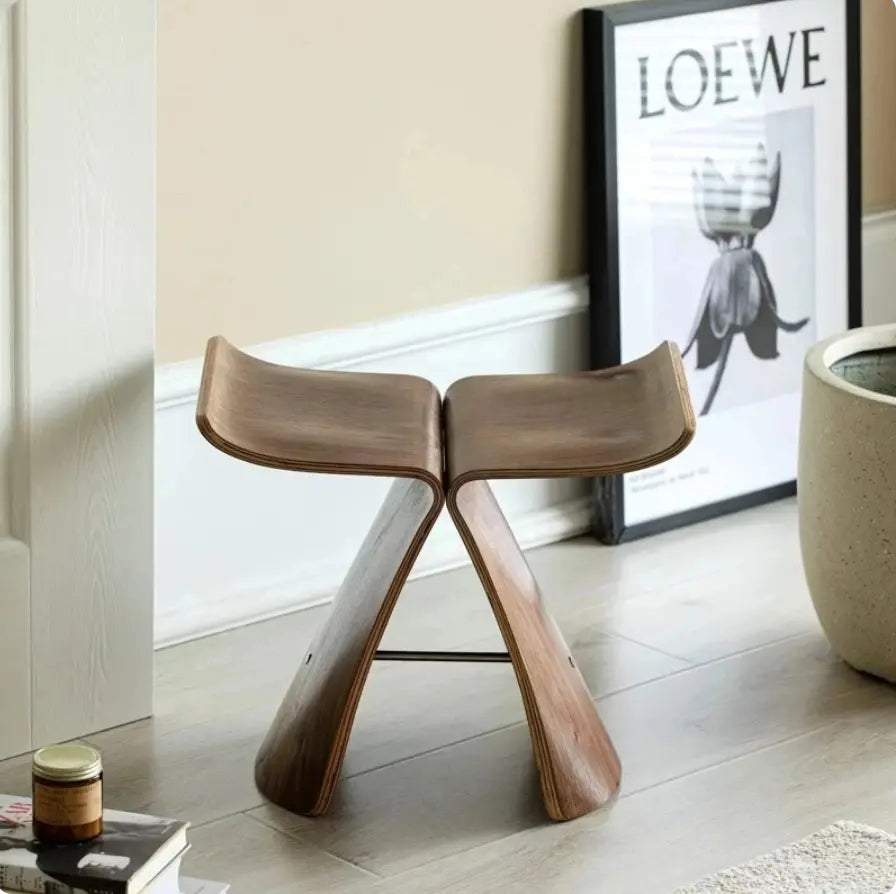 Aloïs Butterfly Stool