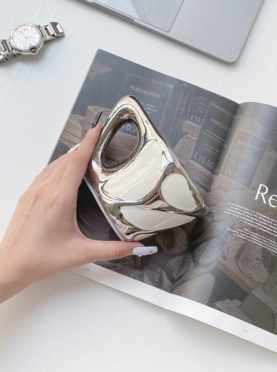 Reena Mug - La Galerie à La Mode