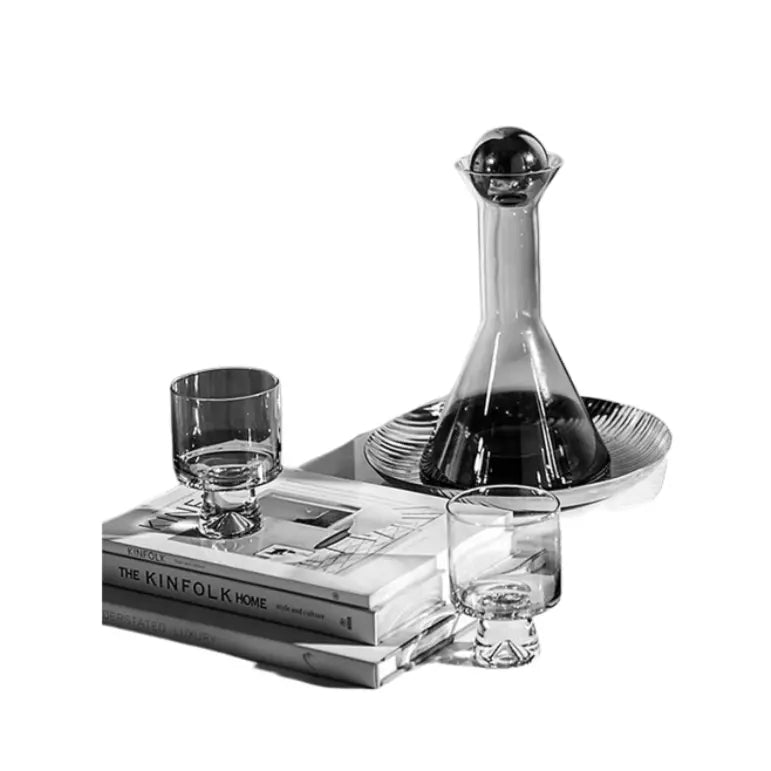 Émilienne Glass Decanter - La Galerie à La Mode