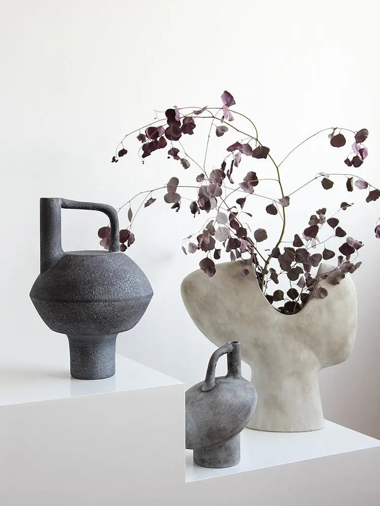 Léonore Vase