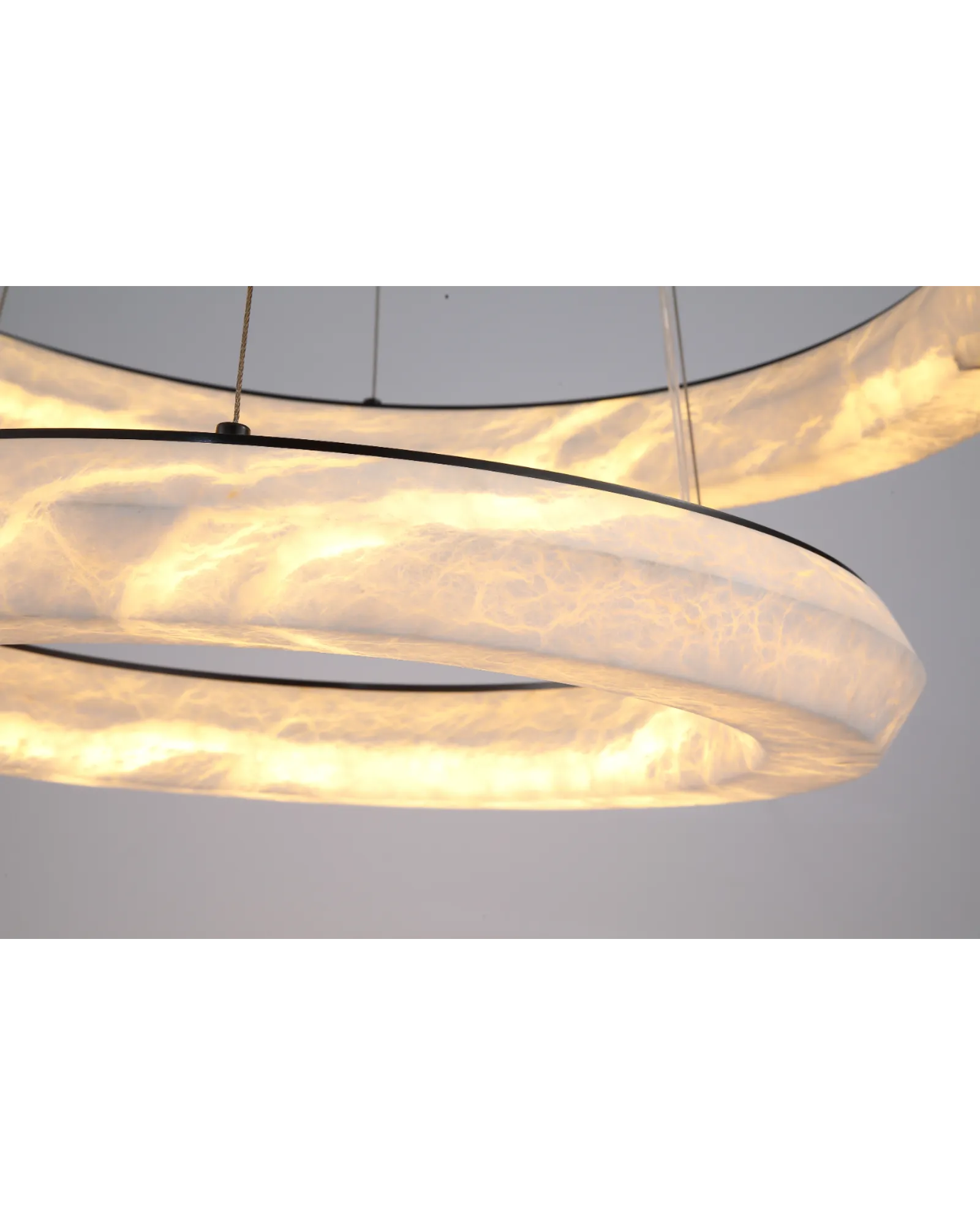 Lisette Étagée Chandelier