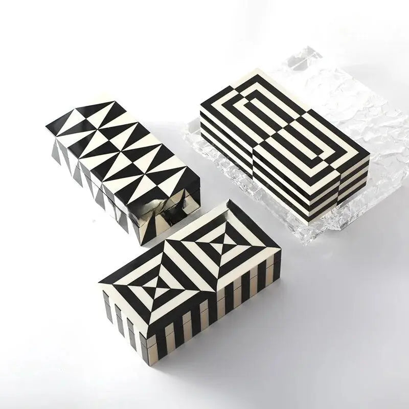 Blanche Box 