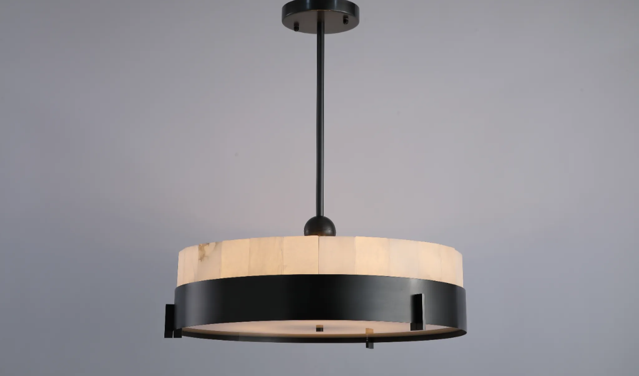 Camille Chandelier 