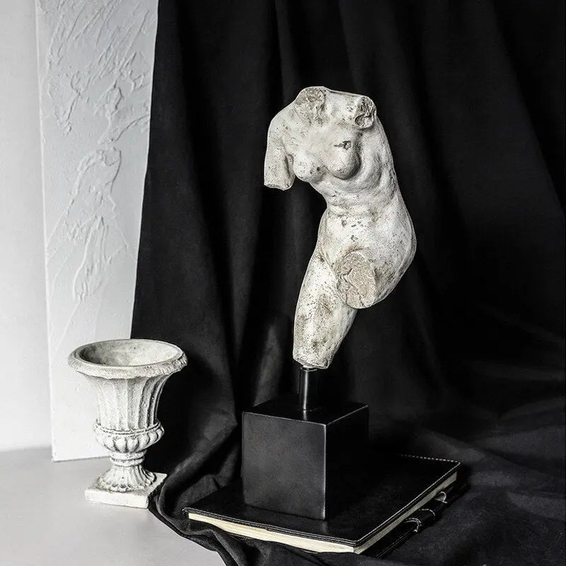 Delphine Figurine 