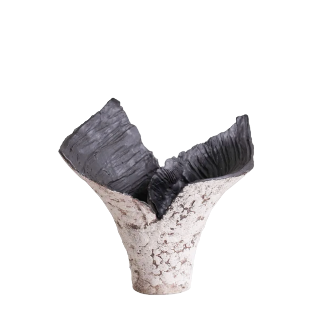 Hilaire vase 
