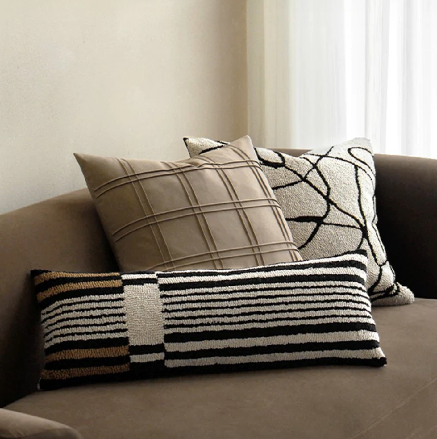 Laura Pillow Covers 