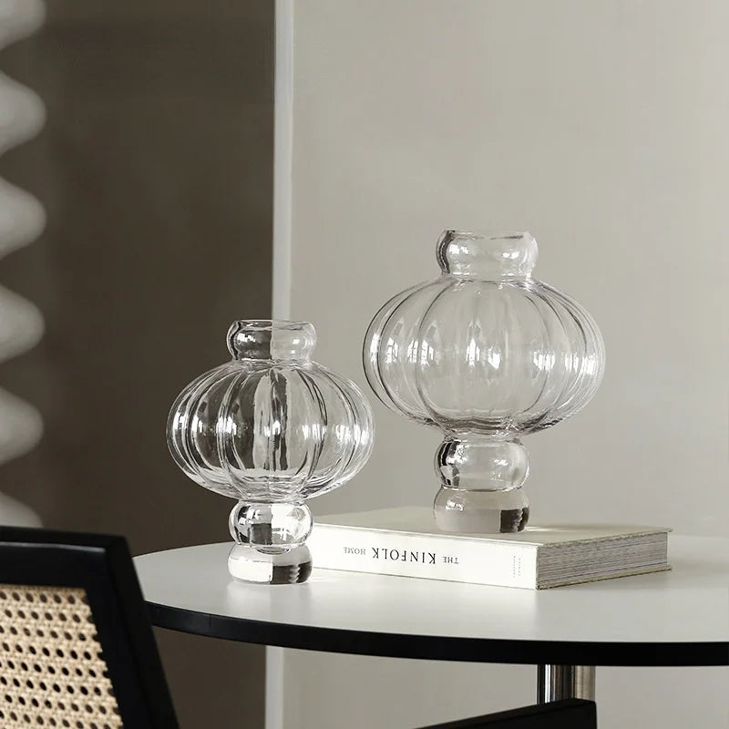 Sacha vase 